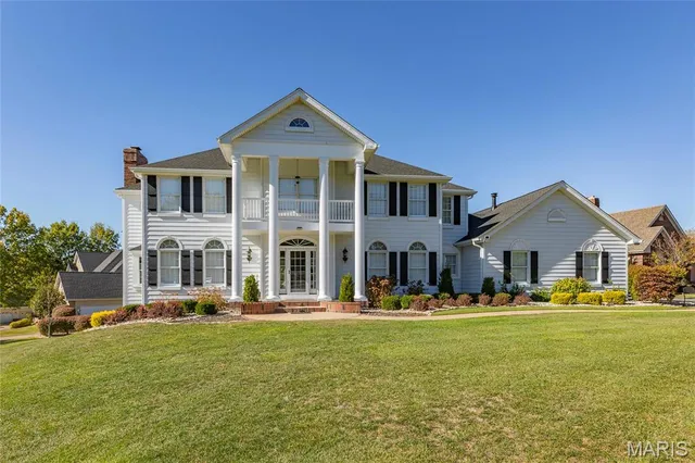 $1,085,000 | 50 Crocknaraw Lane, Weldon Spring, MO 63304