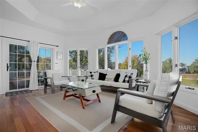 $1,085,000 | 50 Crocknaraw Lane, Weldon Spring, MO 63304