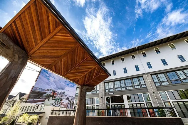 $700,000 | 180 Rolison Way, Fayetteville, GA 30214