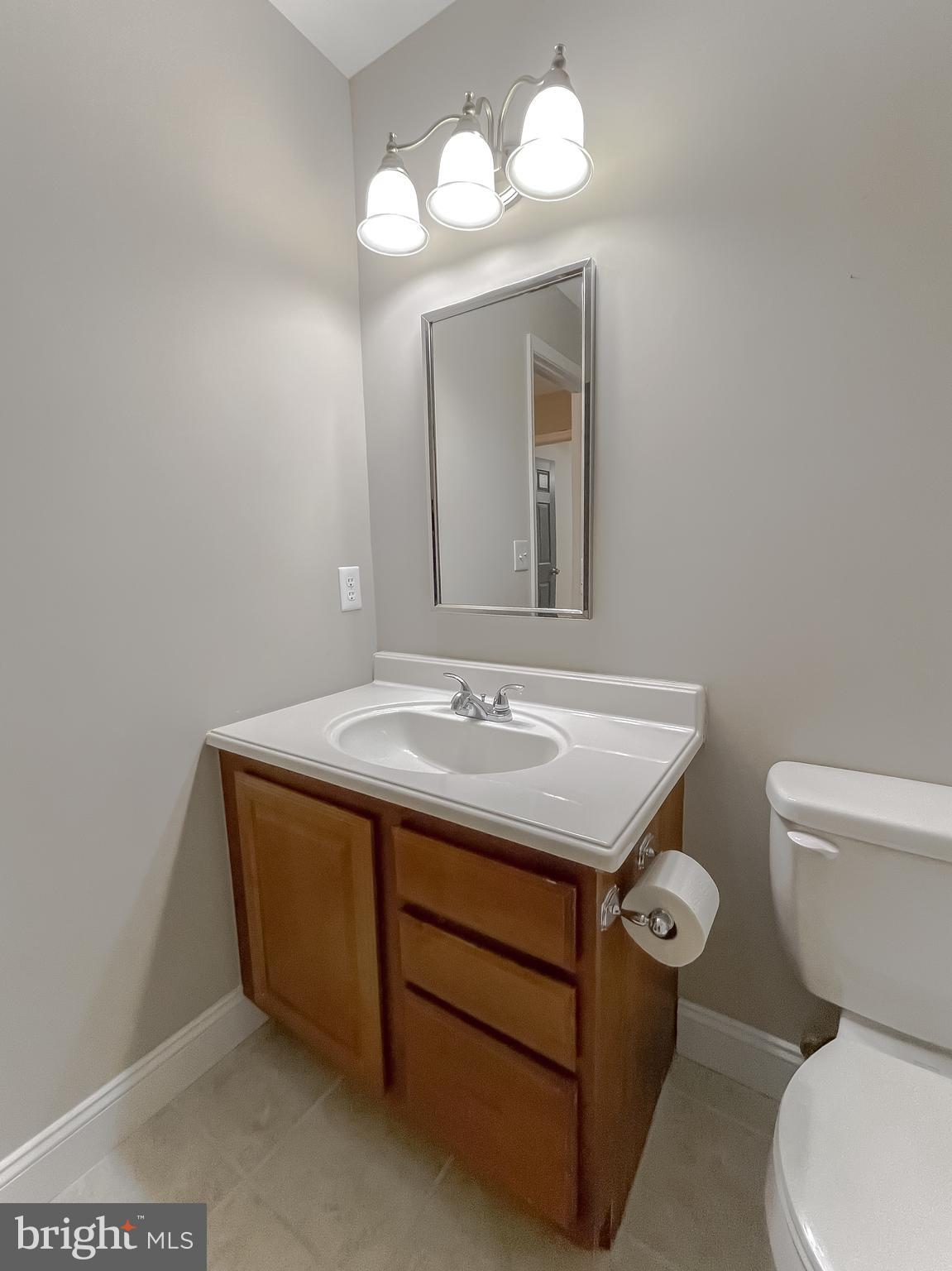 22030 Cartwright Road Leonardtown, MD 20650 - Photo 44 of 82 Upstairs bathroom #2
