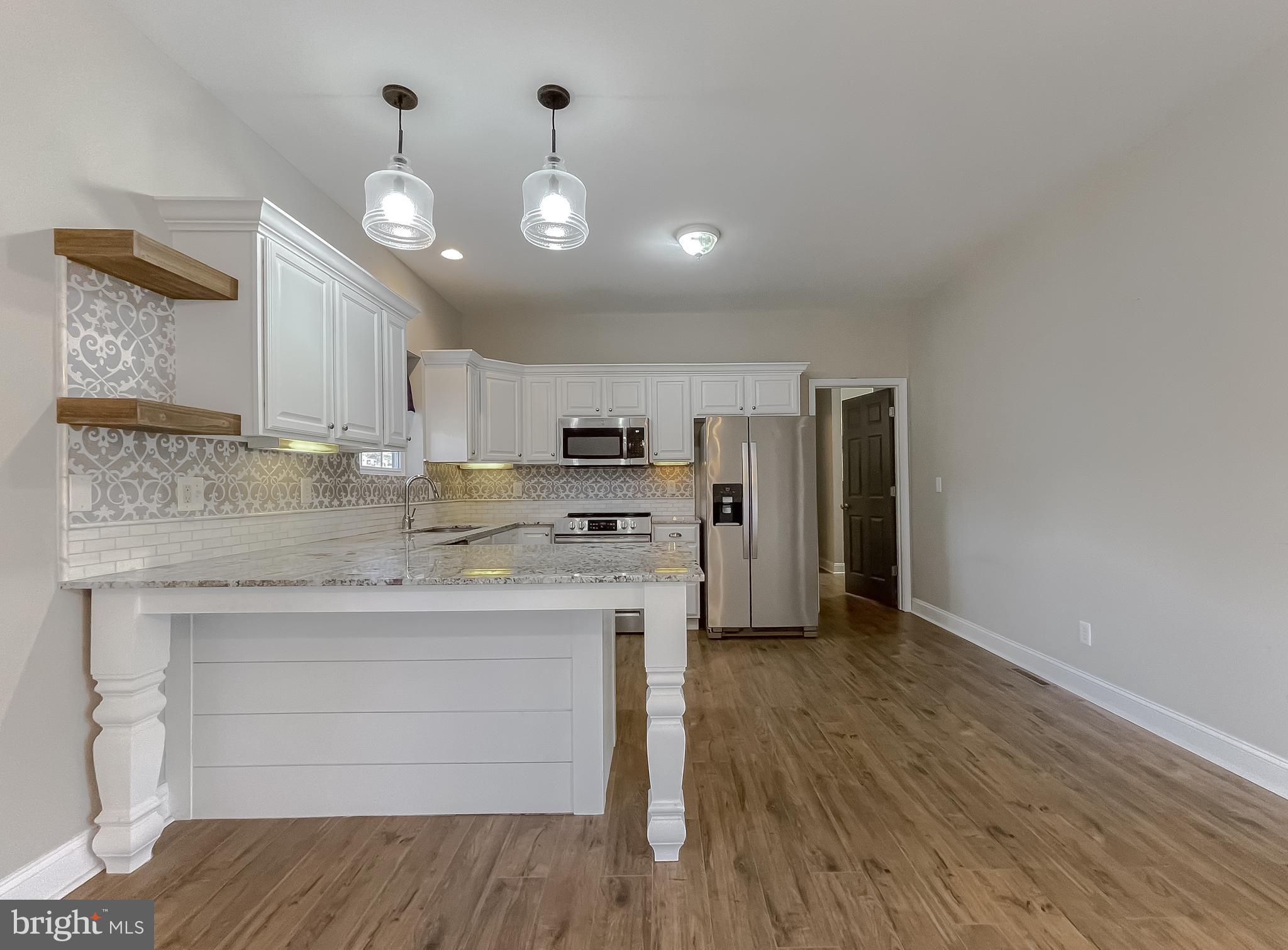 22030 Cartwright Road Leonardtown, MD 20650 - Photo 10 of 82 Eat at kitchen counter