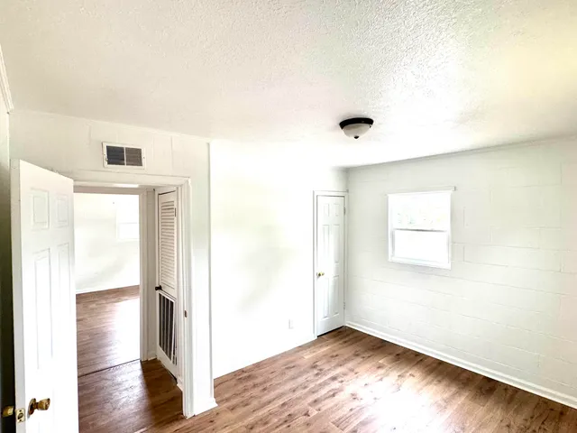 $900 | 532 Northwest Hampton Avenue Northwest, Aiken, SC 29801