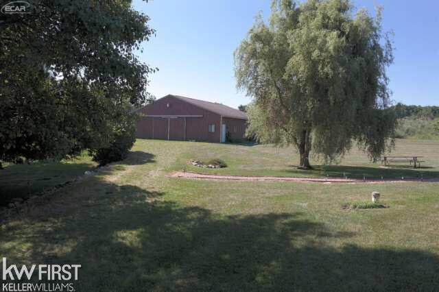 5216 Sutton Road Dryden, MI 48428 - Photo 24 of 25 21195783-23.JPG