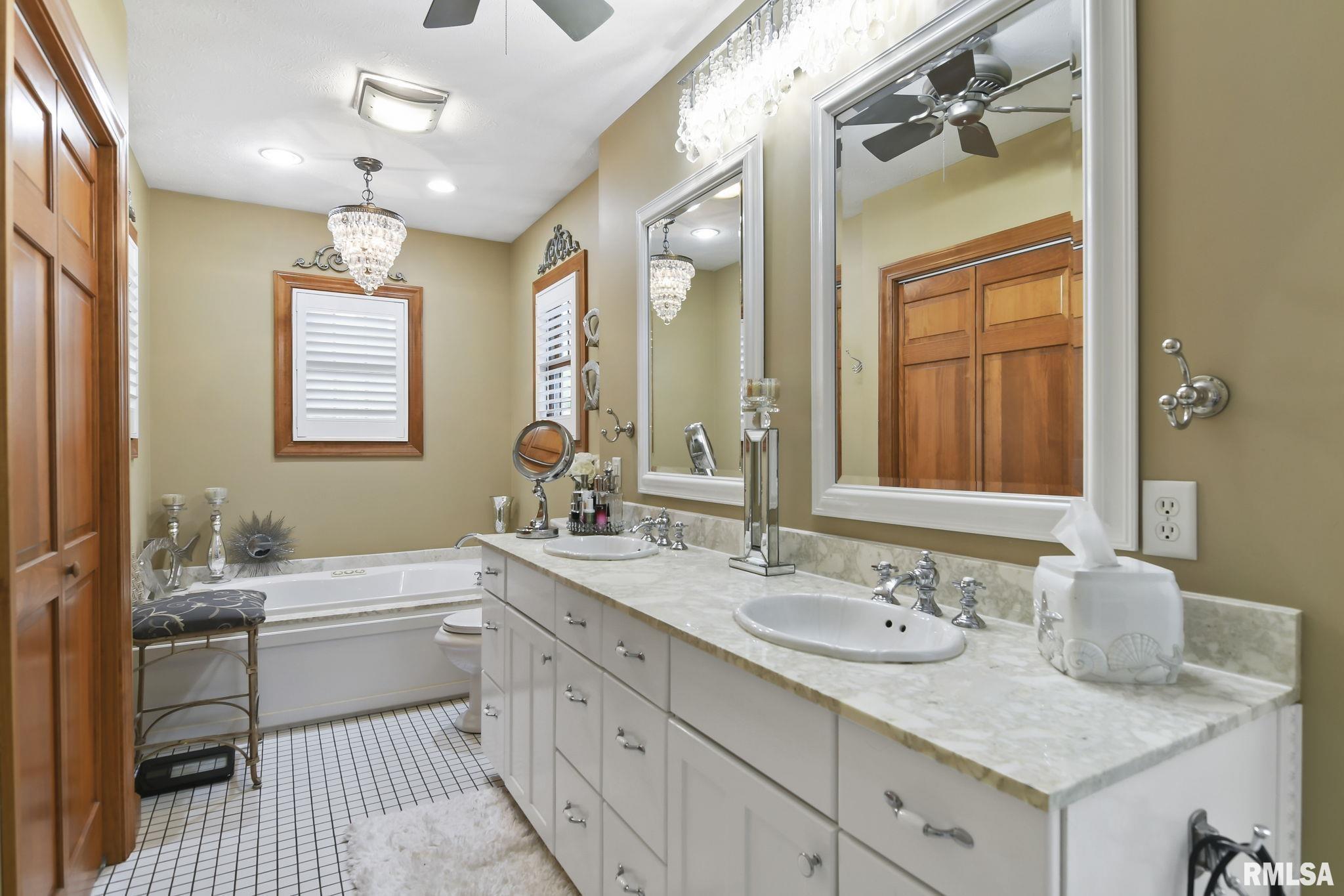 100 South Fox Mill Springfield, IL 62712 - Photo 42 of 94 Gallery Image 42