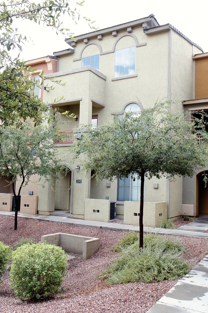 280 South Evergreen Road, Unit 1297 Tempe, AZ 85288 - Photo 2 of 33 Front view 2