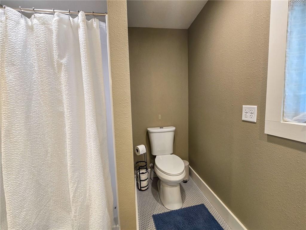 132 Kahola Road Council Grove, KS 66846 - Photo 16 of 26