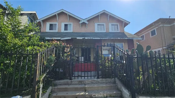 $740,000 | 1242 South Bonnie Brae Street, Los Angeles, CA 90006