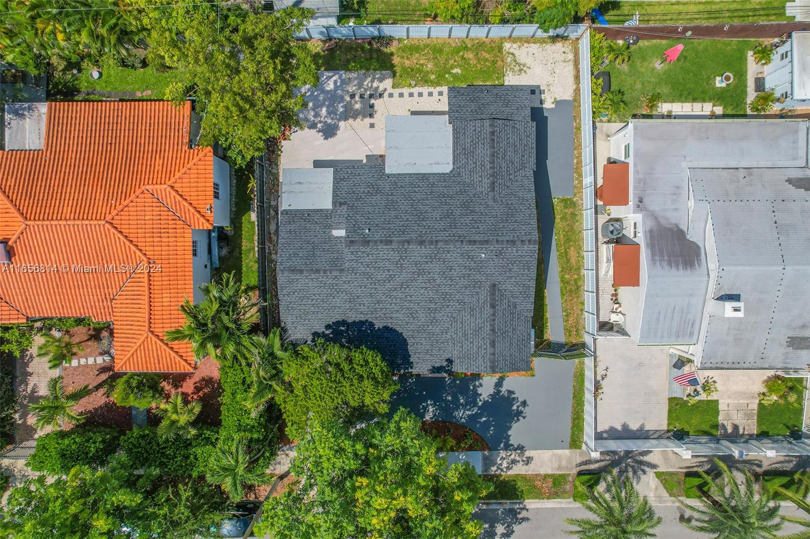 2141 Southwest 16th Street Miami, FL 33145 - Photo 48 of 56