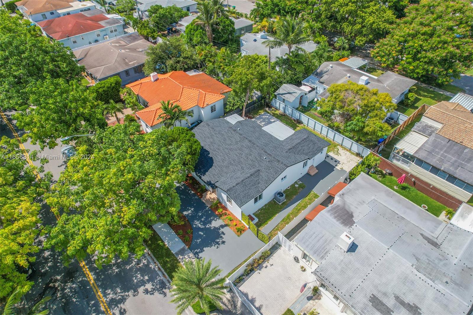 2141 Southwest 16th Street Miami, FL 33145 - Photo 50 of 56