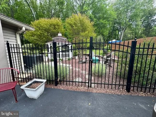 $575,000 | 112 Tall Pines Road, Newark, DE 19713