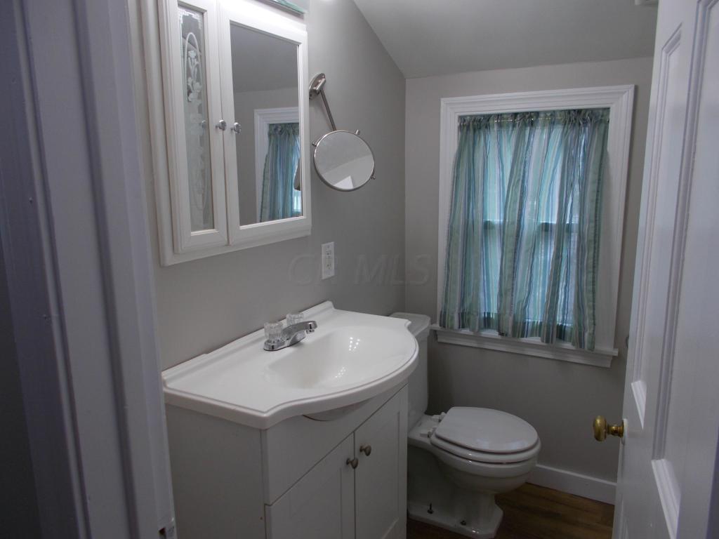 246 North Quentin Road Newark, OH 43055 - Photo 11 of 19 Gallery Image 11
