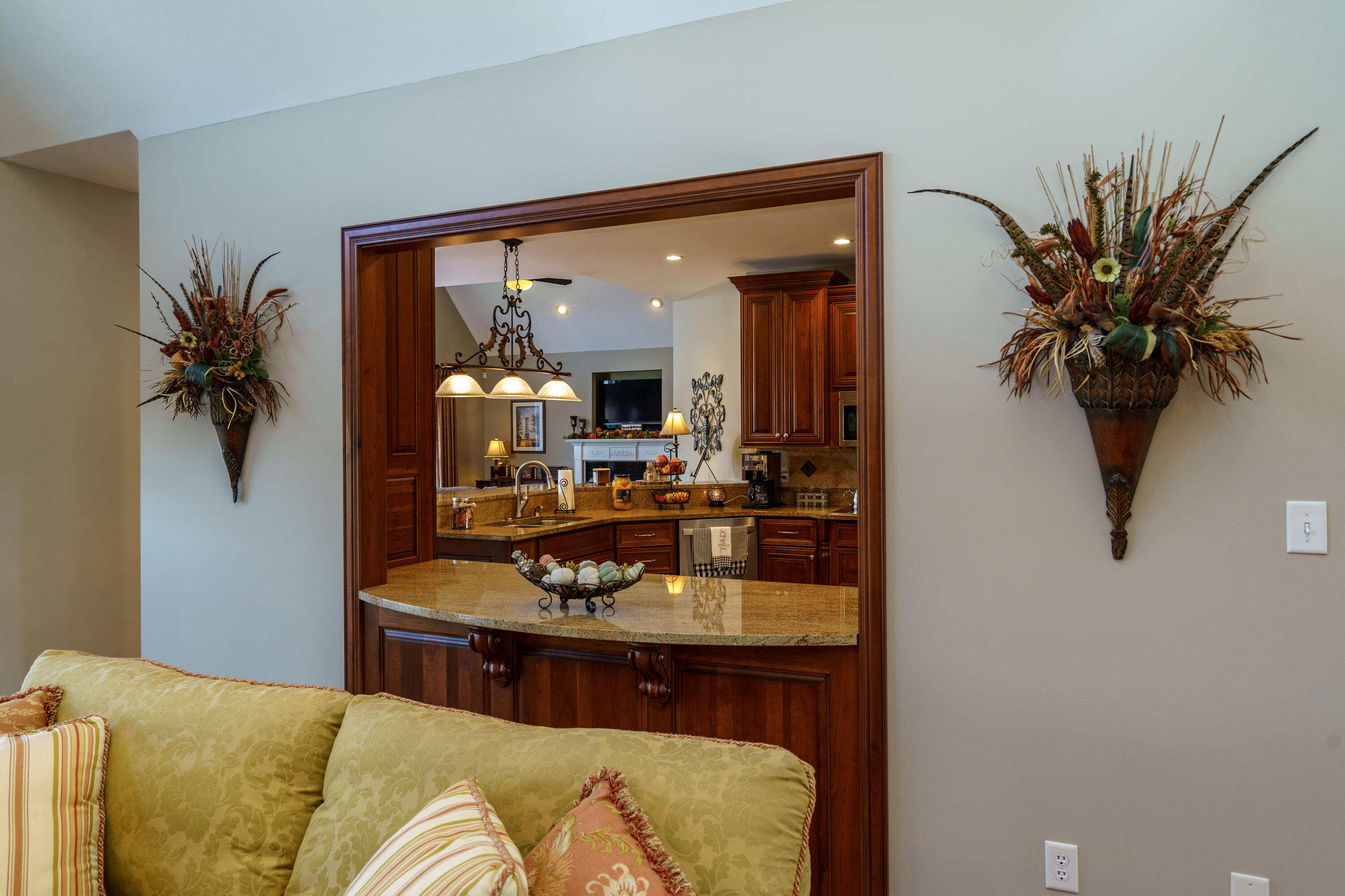 268 Peavine Road Ringgold, GA 30736 - Photo 23 of 67 Living:Kitchen