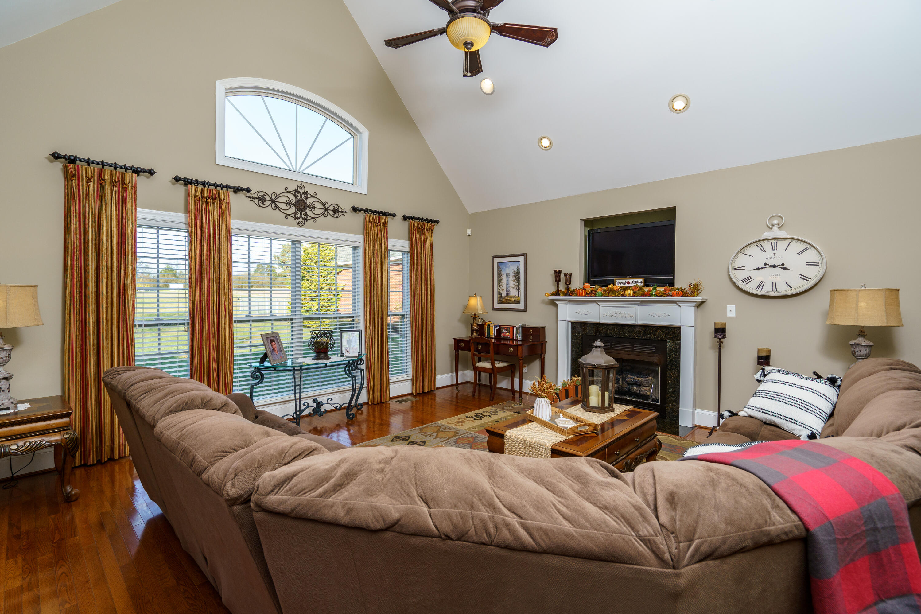 268 Peavine Road Ringgold, GA 30736 - Photo 36 of 67 Great Room