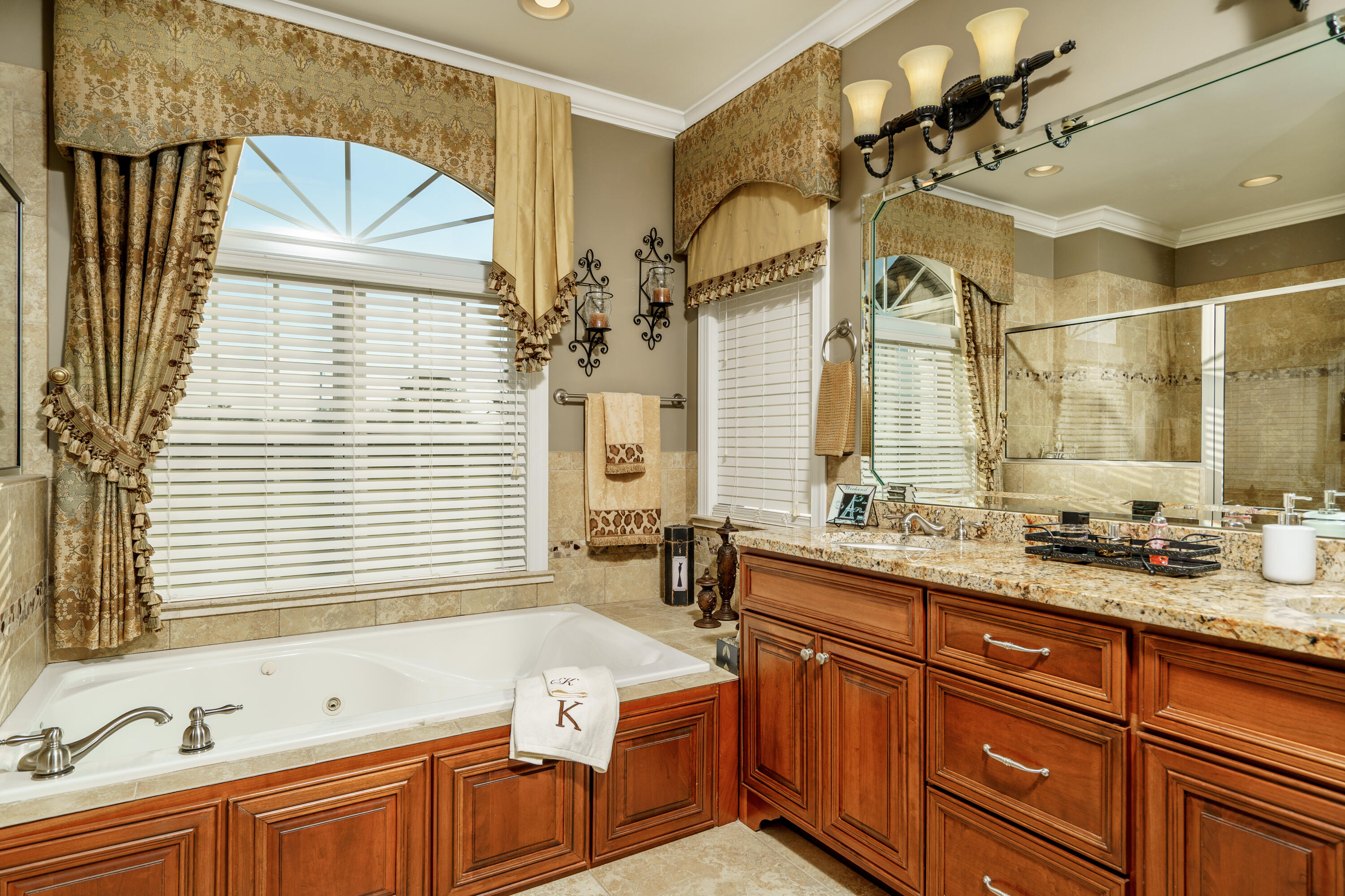 268 Peavine Road Ringgold, GA 30736 - Photo 44 of 67 Master Bath
