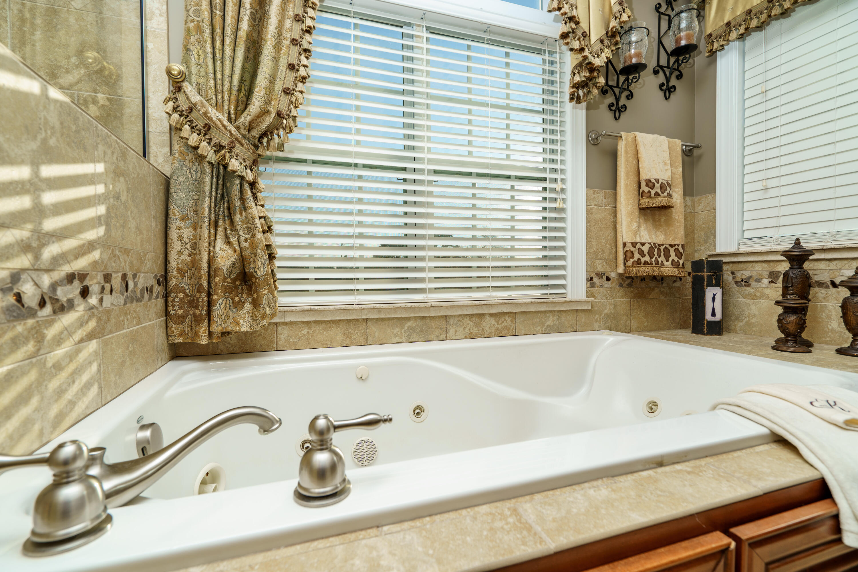 268 Peavine Road Ringgold, GA 30736 - Photo 46 of 67 Master Bath 2