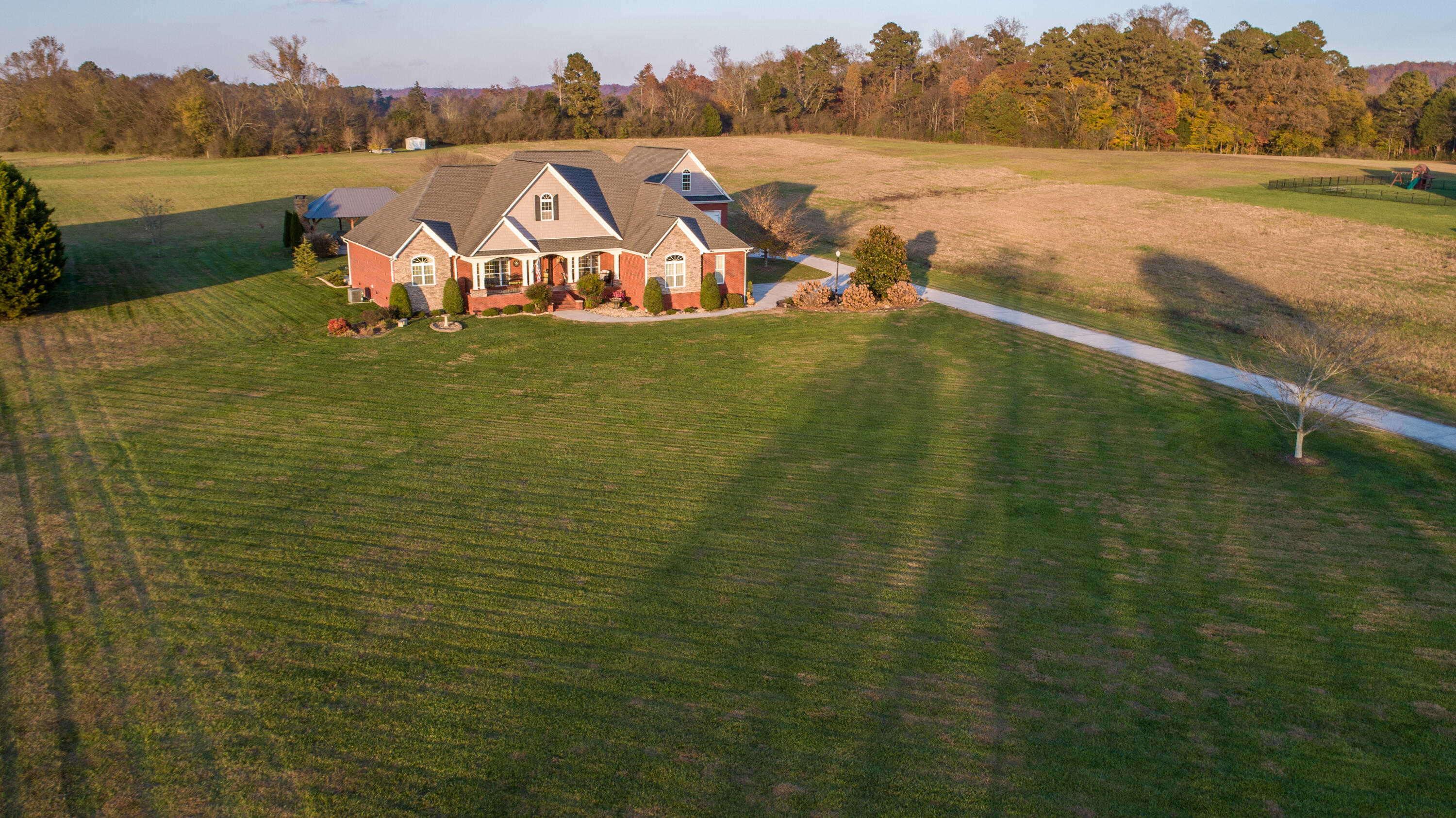 268 Peavine Road Ringgold, GA 30736 - Photo 6 of 67 Front 4