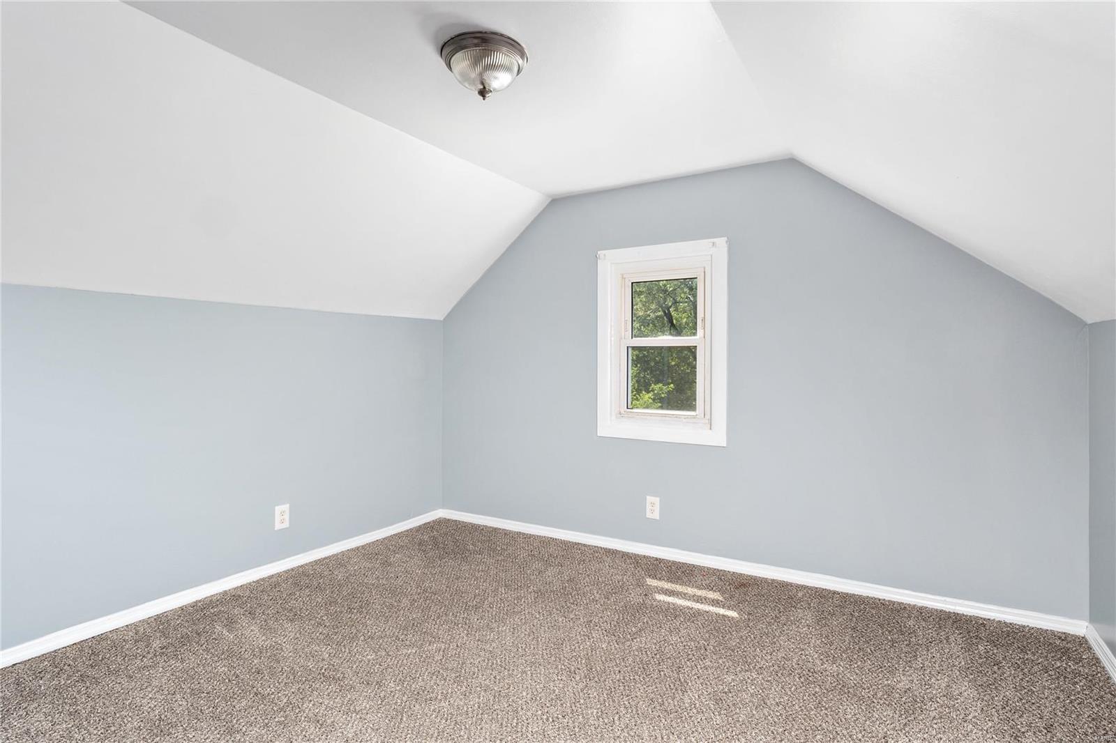 1200 Rixon Street Alton, IL 62002 - Photo 13 of 22 Gallery Image 13