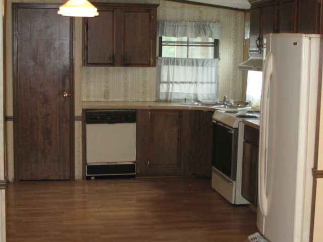 1135 Bubbling Well Road Madison, TN 37115 - Photo 7 of 11 Large kitchen, new appliances are negotiable