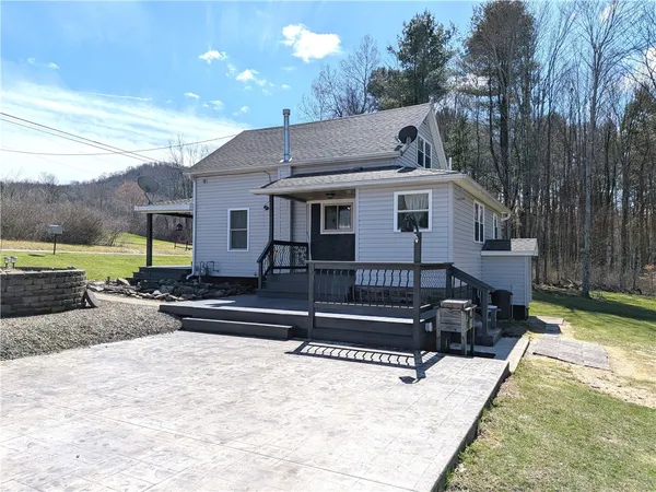 $161,900 | 2035 East Valley Road, Smethport, PA 16749