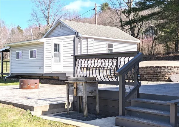 $161,900 | 2035 East Valley Road, Smethport, PA 16749