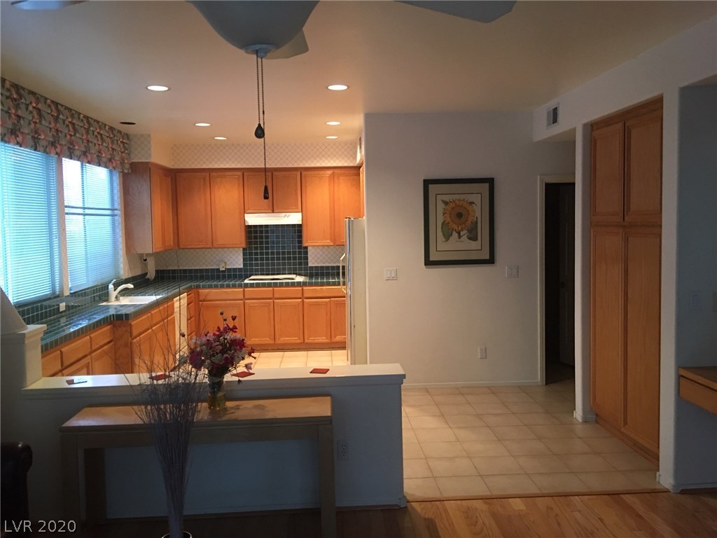 8327 San Ramon Drive Las Vegas, NV 89147 - Photo 21 of 46