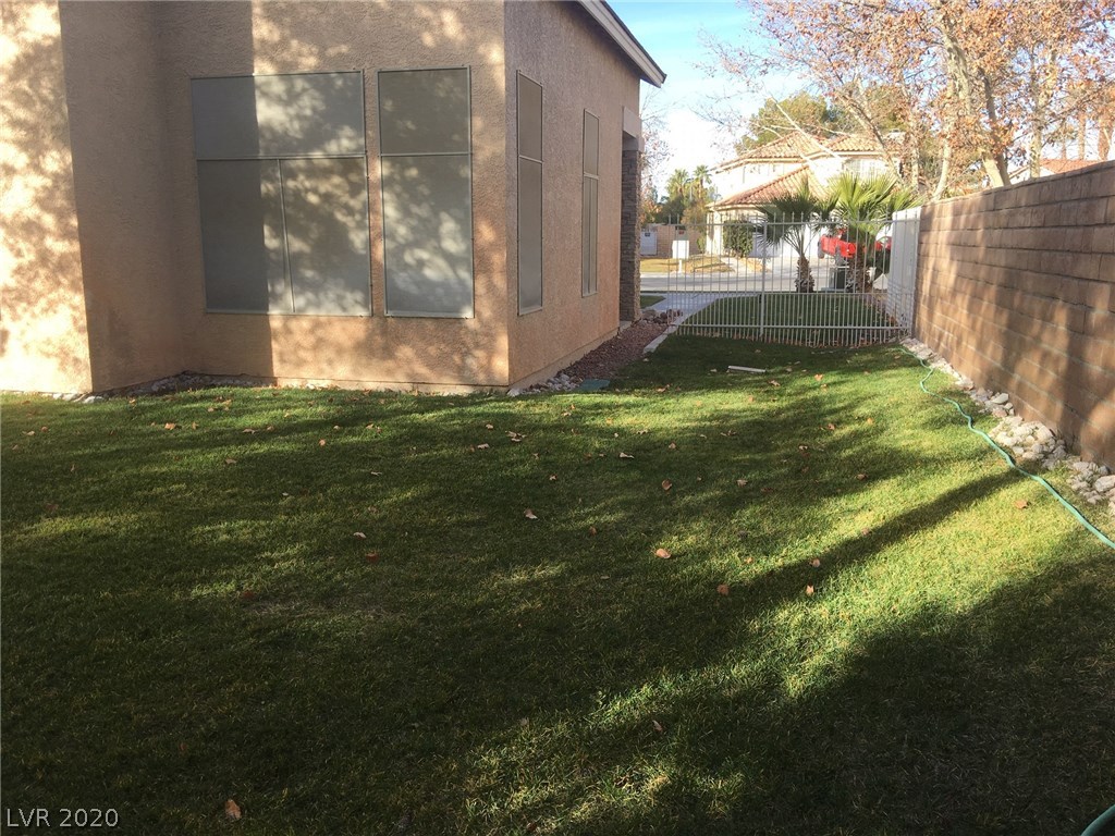8327 San Ramon Drive Las Vegas, NV 89147 - Photo 43 of 46
