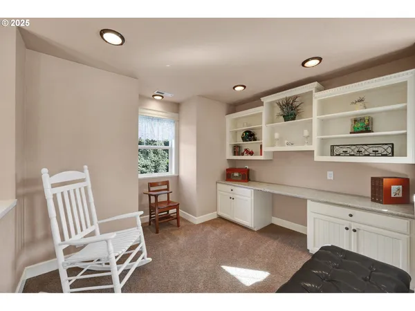 $1,500,000 | 2011 River Loop 1, Eugene, OR 97404