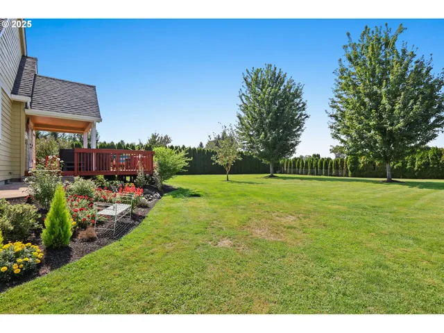 $1,500,000 | 2011 River Loop 1, Eugene, OR 97404