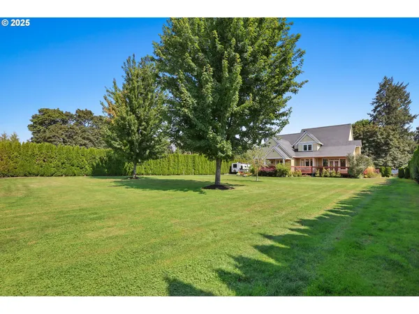 $1,500,000 | 2011 River Loop 1, Eugene, OR 97404