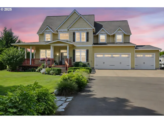 $1,500,000 | 2011 River Loop 1, Eugene, OR 97404