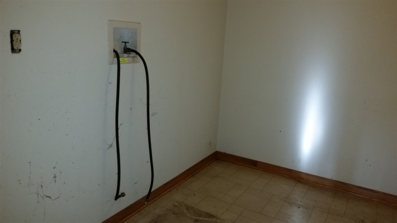 15946 East State Line Road Durand, IL 61024 - Photo 15 of 25 a view of room with window