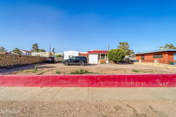 $196,500 | 4609-4611 La Luz Avenue, El Paso, TX 79903