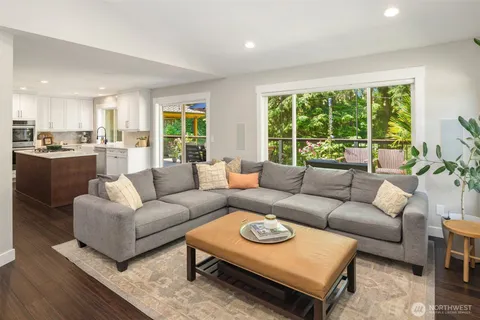 $1,360,000 | 20116 70th Avenue Southeast, Snohomish, WA 98296