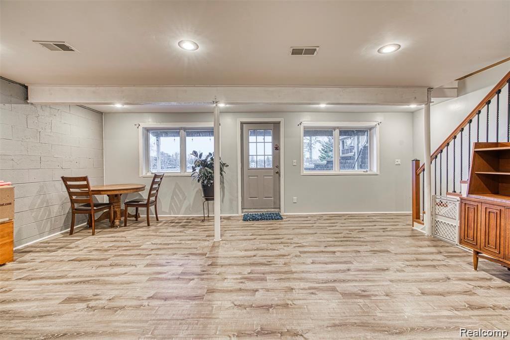 6050 Bullard Road Fenton, MI 48430 - Photo 37 of 50