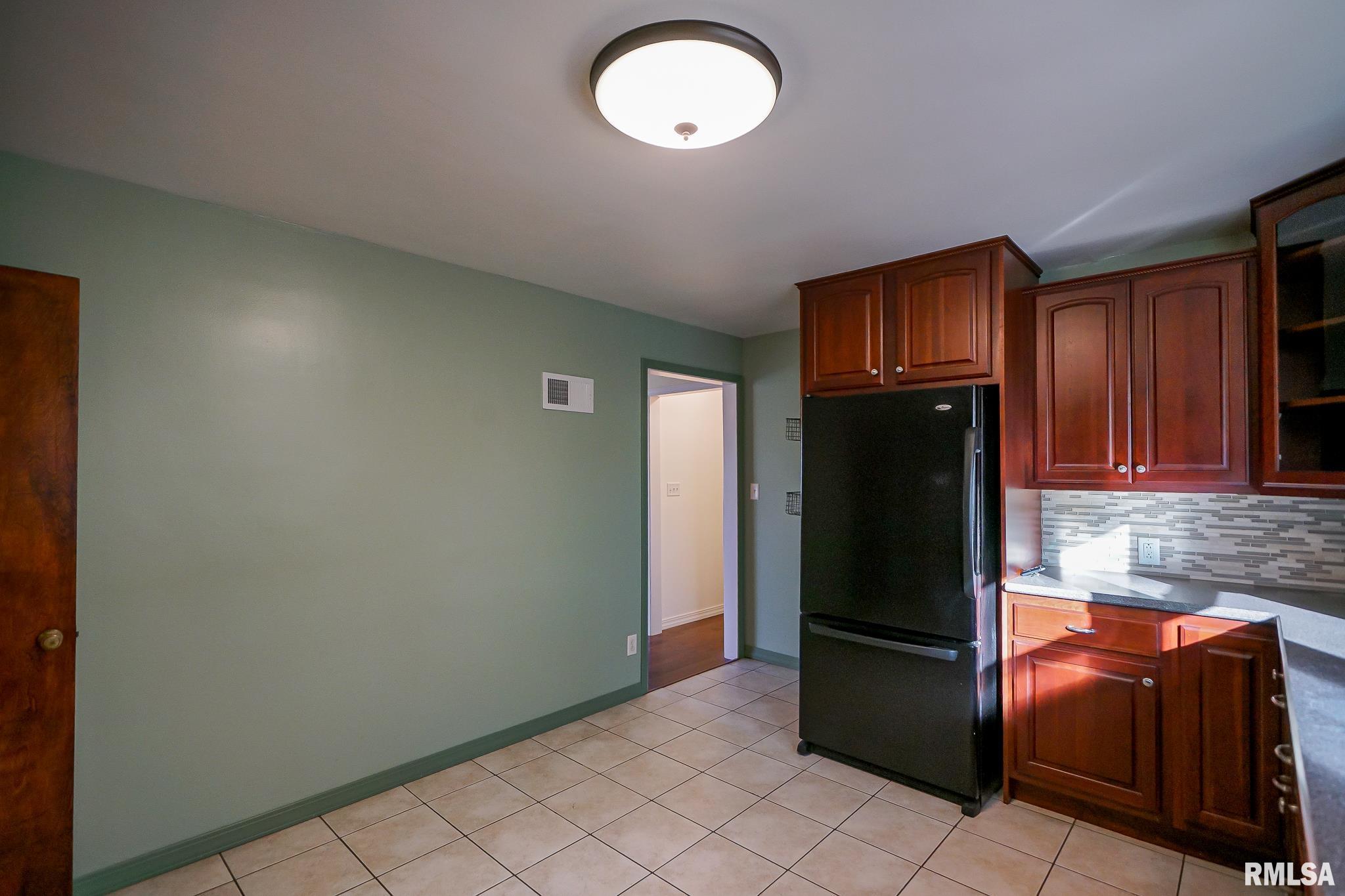 1634 West Alta Road Peoria, IL 61615 - Photo 15 of 63 Gallery Image 15