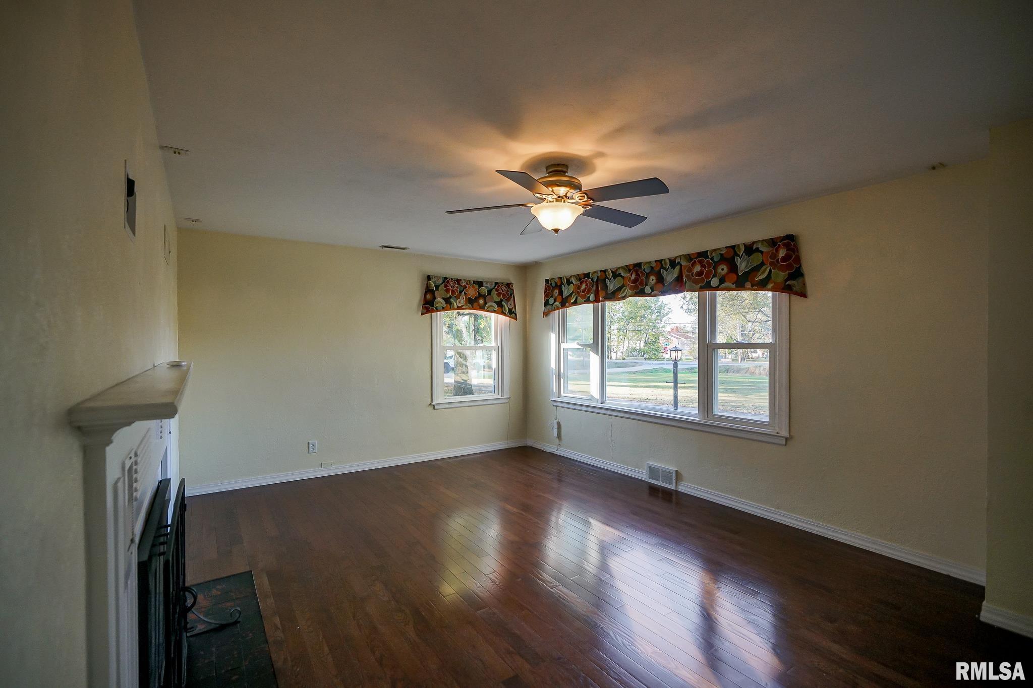 1634 West Alta Road Peoria, IL 61615 - Photo 2 of 63 Gallery Image 2