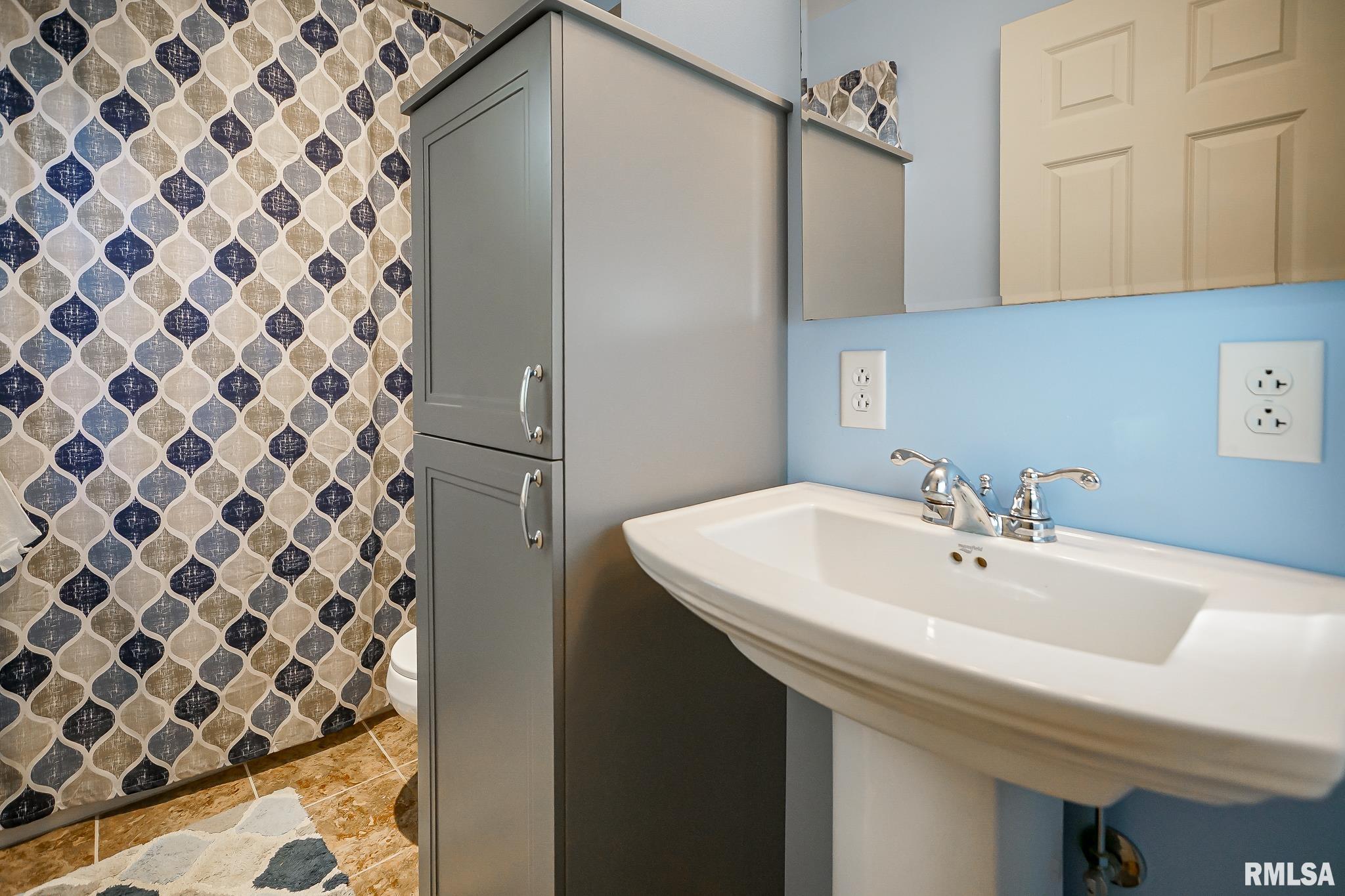 1634 West Alta Road Peoria, IL 61615 - Photo 27 of 63 Gallery Image 27