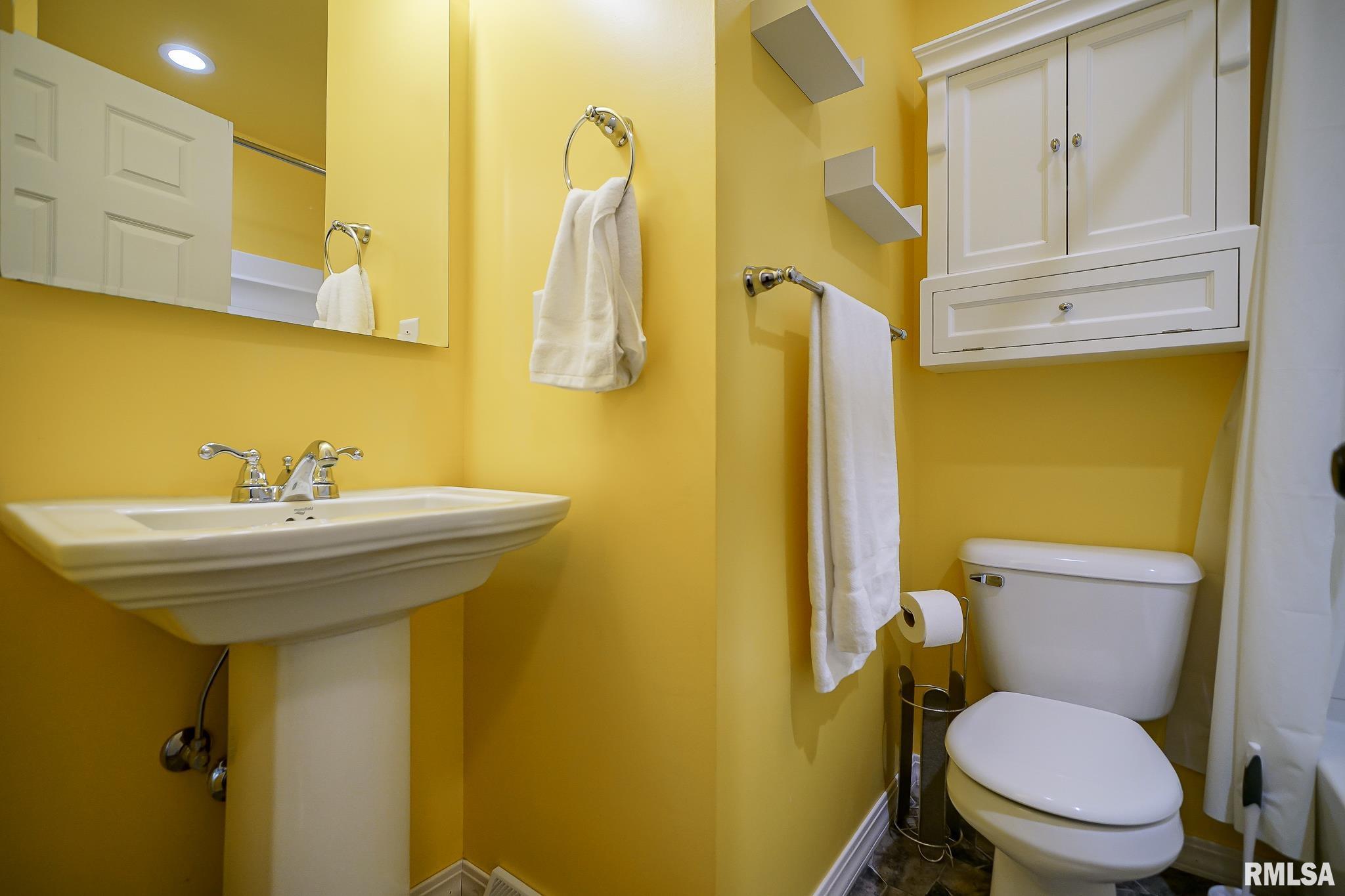 1634 West Alta Road Peoria, IL 61615 - Photo 48 of 63 Gallery Image 48