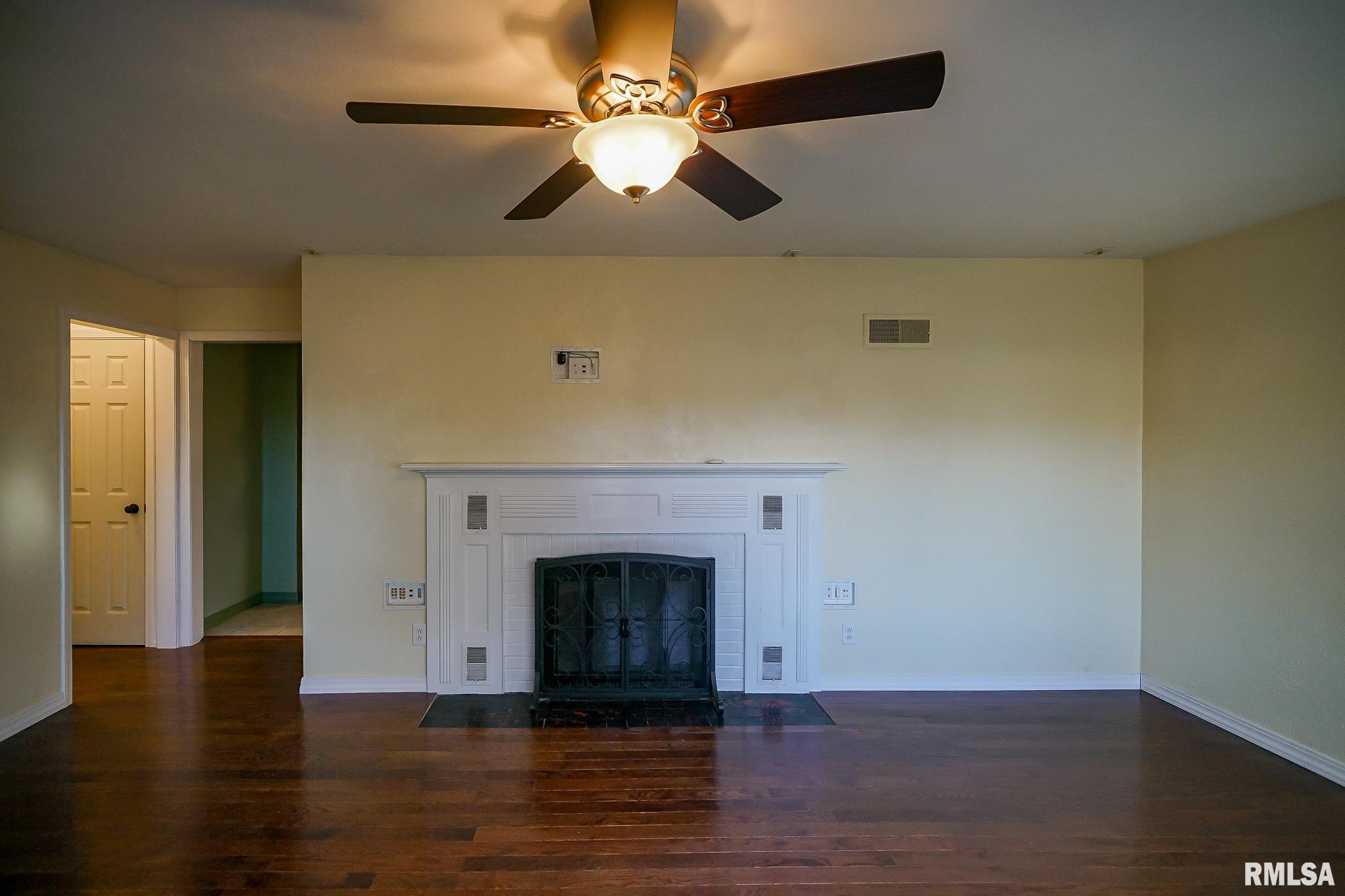 1634 West Alta Road Peoria, IL 61615 - Photo 6 of 63 Gallery Image 6