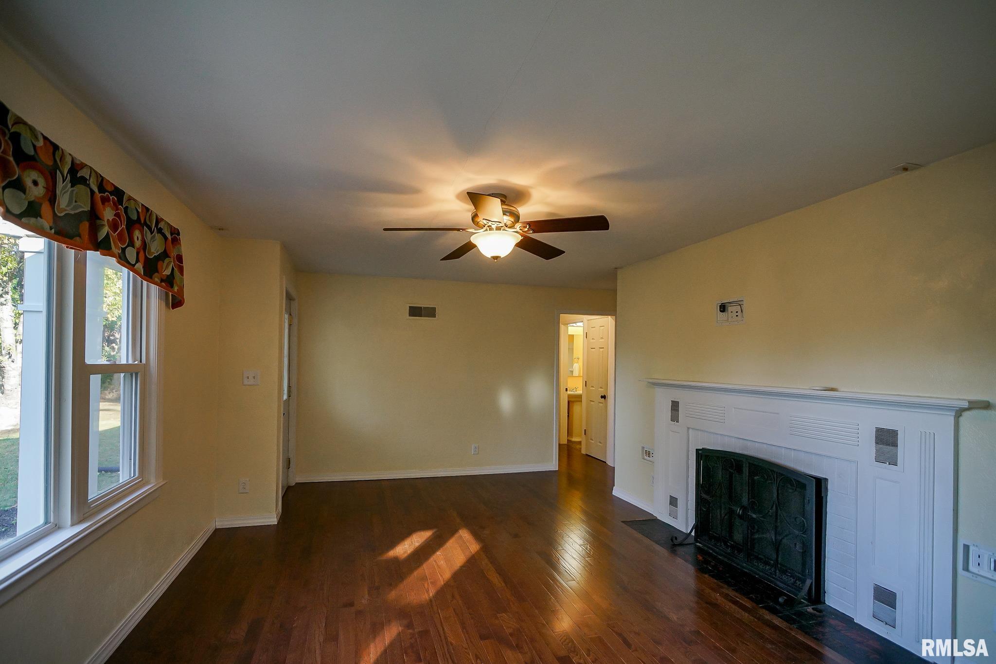 1634 West Alta Road Peoria, IL 61615 - Photo 8 of 63 Gallery Image 8