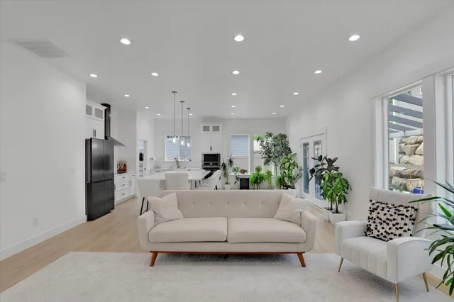 $749,500 | 8609 East Hazelwood Lane, Spokane, WA 99212