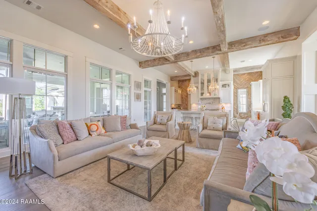 $7,000 | 300 Brightwood Drive, Lafayette, LA 70508