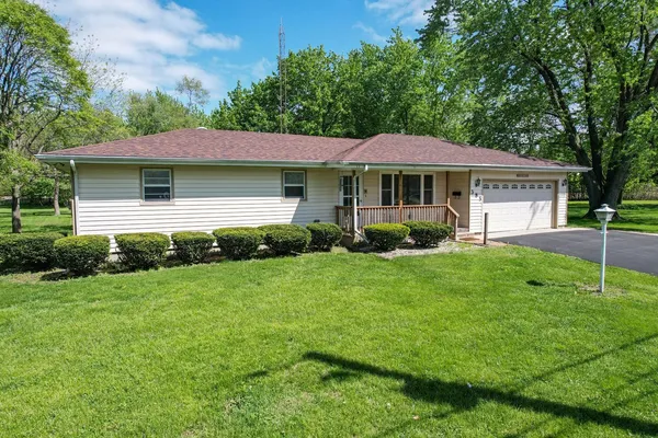 $330,000 | 385 South Kankakee Street, Coal City, IL 60416