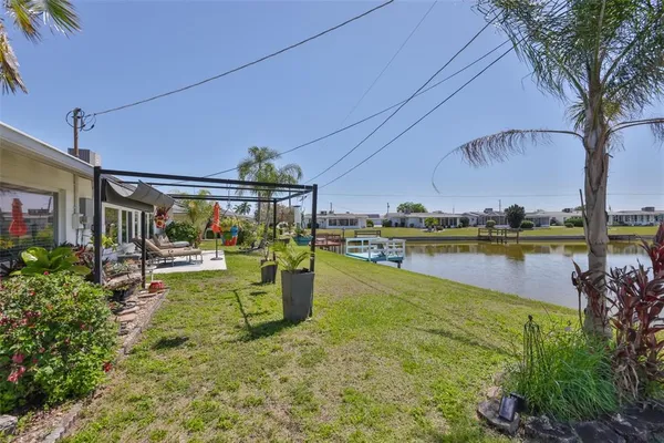 $408,000 | 1704 Danbury Drive, Sun City Center, FL 33573