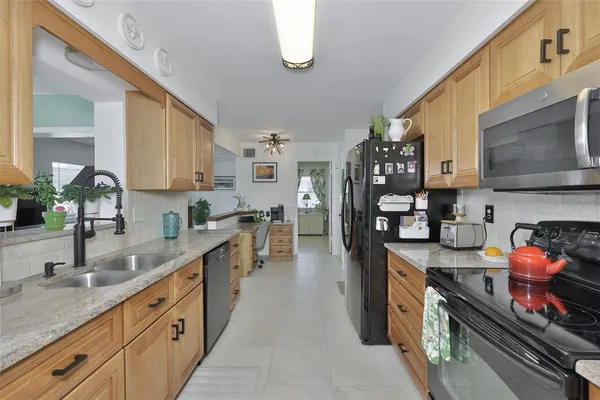 $408,000 | 1704 Danbury Drive, Sun City Center, FL 33573