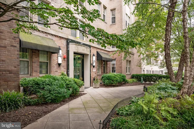 $1,950 | 1314 Massachusetts Avenue Northwest, Unit 608, Washington, DC 20005