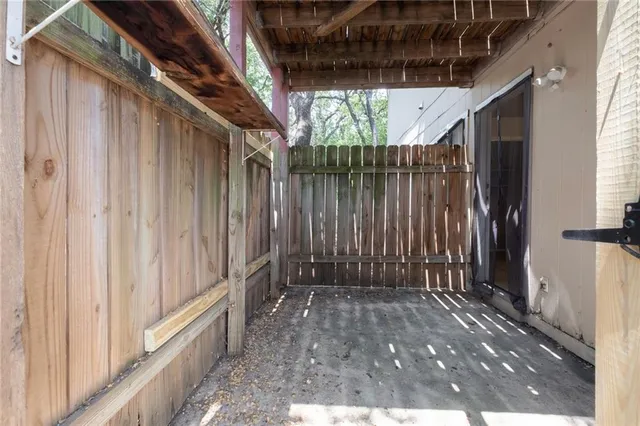 $1,025 | 211 Briarwood Drive, Unit A, Georgetown, TX 78628