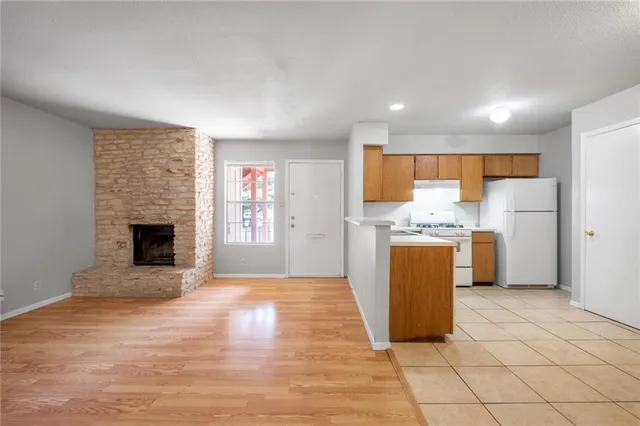 $1,025 | 211 Briarwood Drive, Unit A, Georgetown, TX 78628