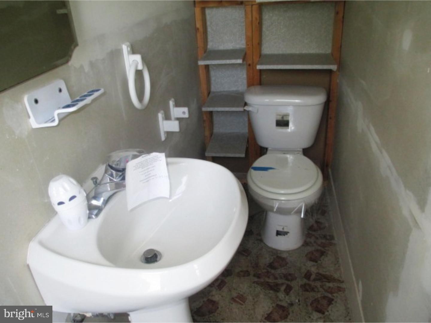 313 Wheat Road Vineland, NJ 08360 - Photo 10 of 16 Gallery Image 10