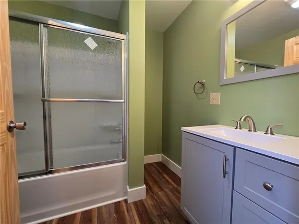 $1,000 | 27 East Main Street, Unit 206, Waterloo, NY 13165